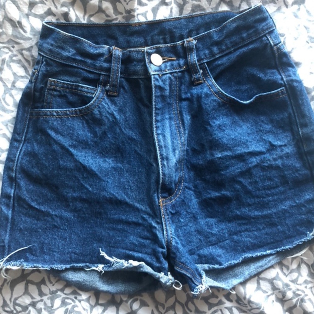 BRANDY MELVILLE JOHN GALT CHARLOTTE DENIM SHORTS